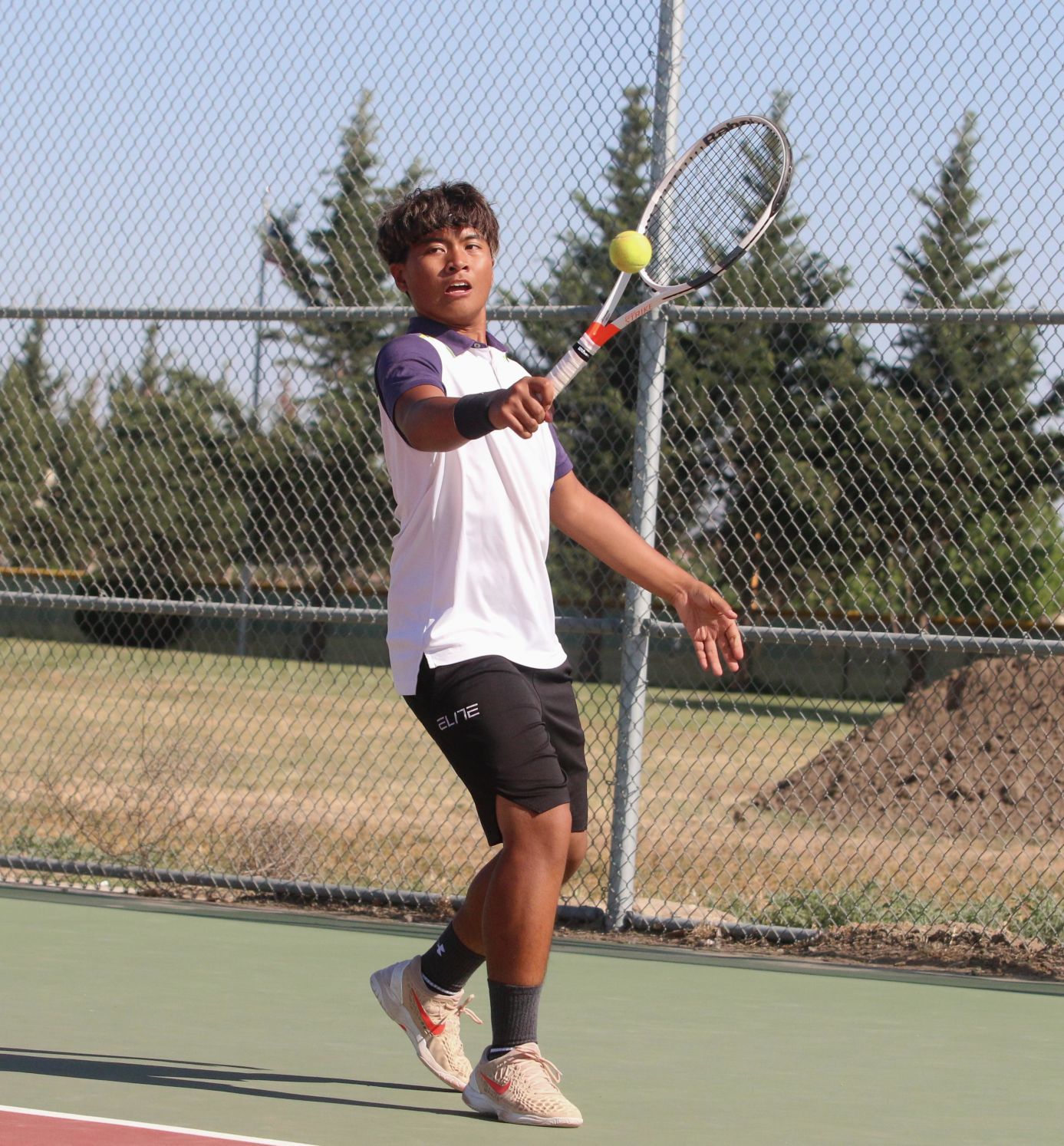 Golden Bears handle Scots, aim for three-peat